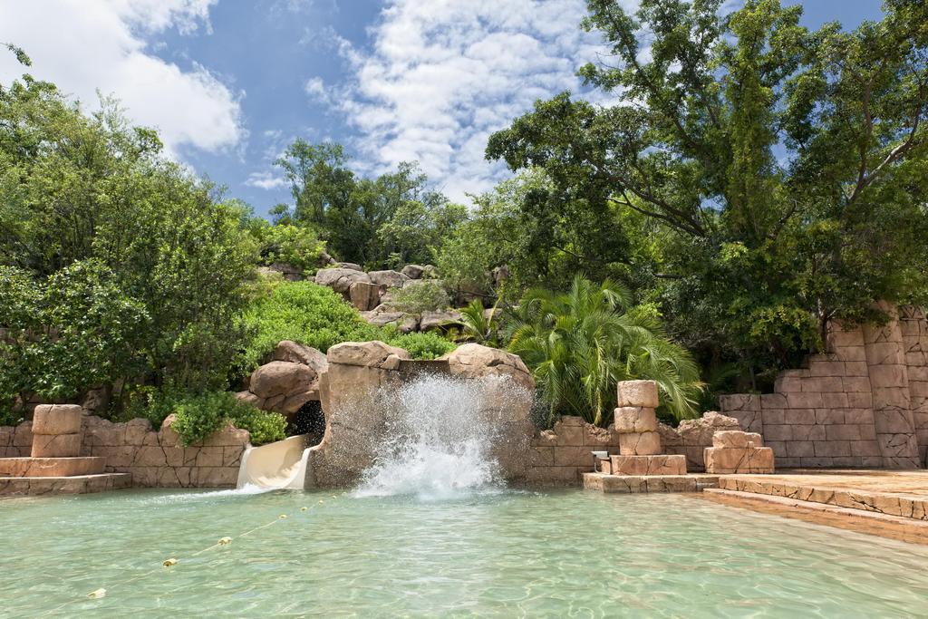 The Palace Of The Lost City At Sun City Resort Exterior photo